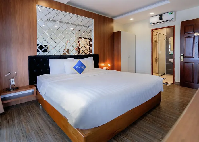 Khách Sạn C’Lavie – Saigon Airport Hotel