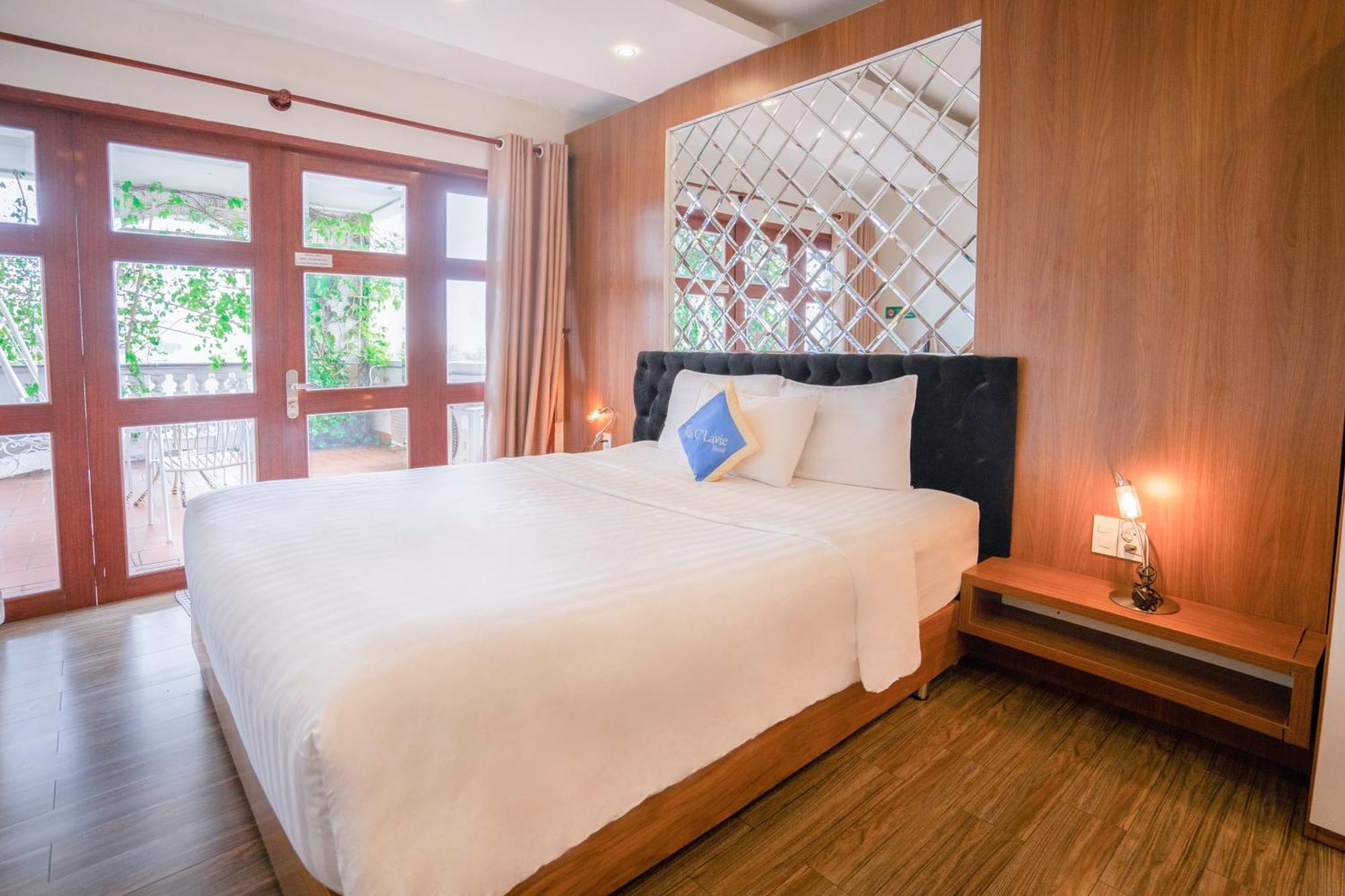 C’lavie – Saigon Airport Khách sạn 3*